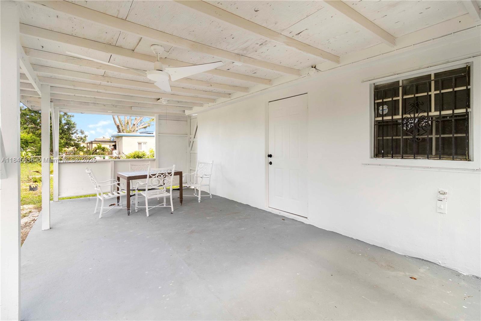 WELWYN MANOR - Residential