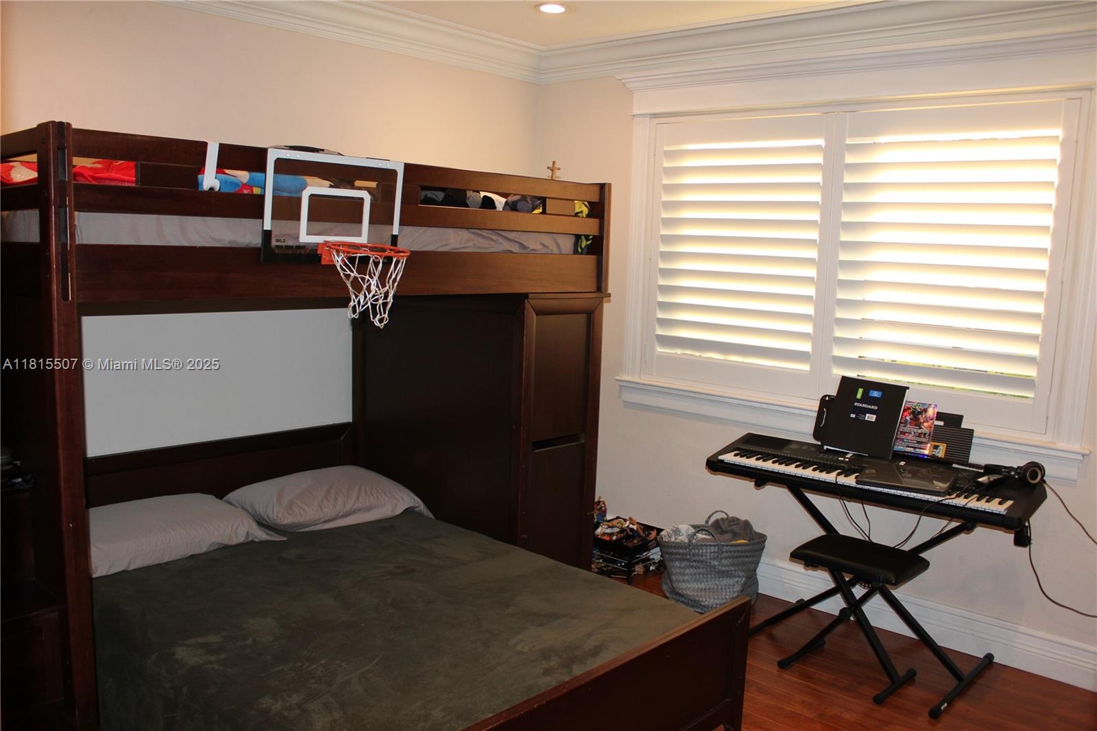 KENDALE SOUTH SEC 1 - Residential