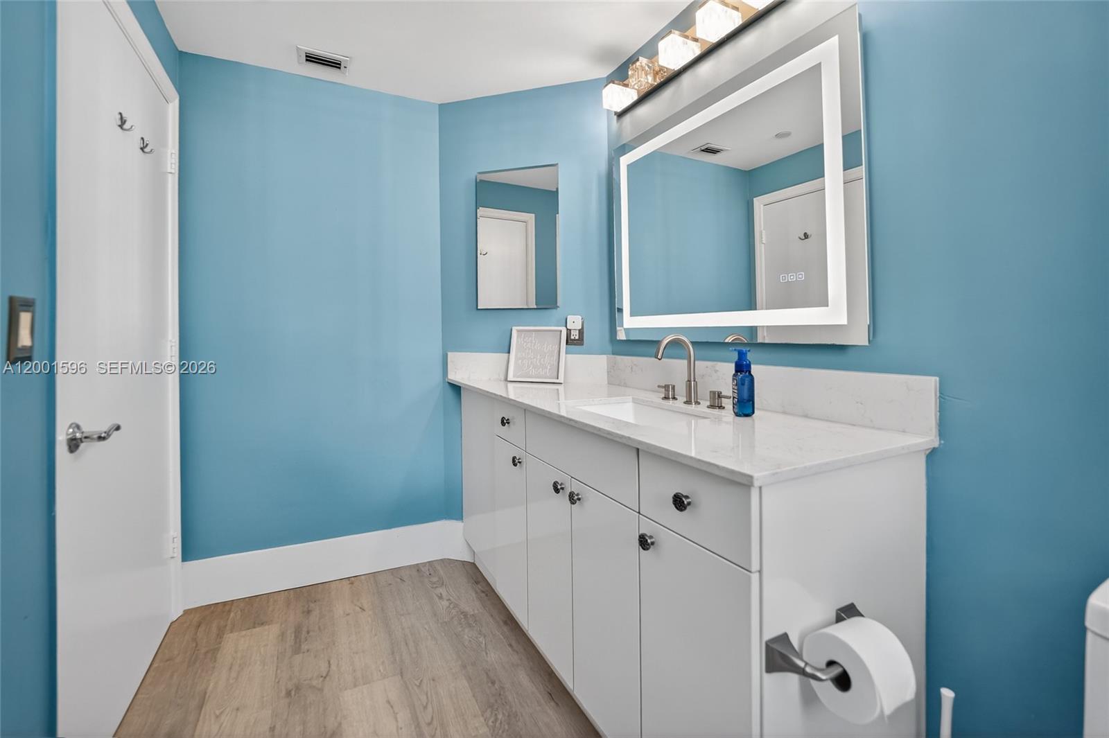 ATLANTIC III AT THE POINT - Residential Lease