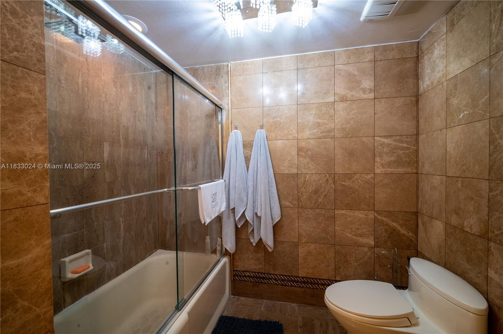 VILLA REGINA CONDO - Residential