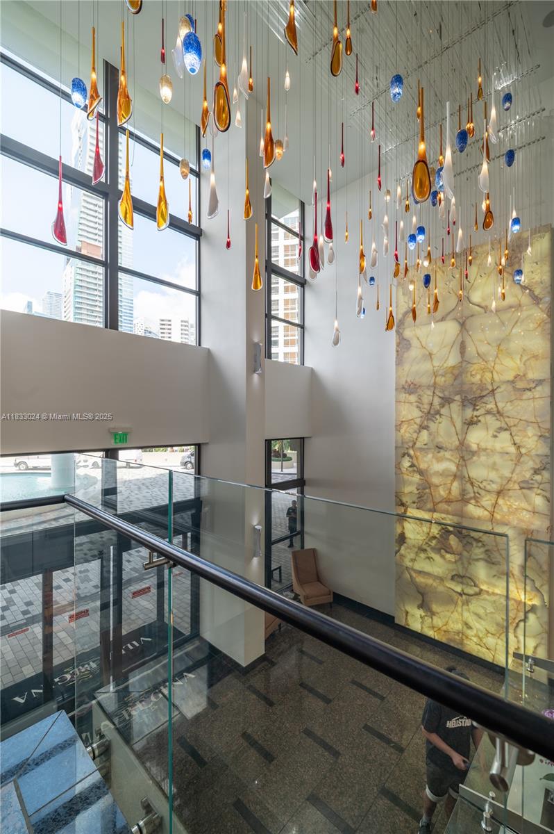 VILLA REGINA CONDO - Residential