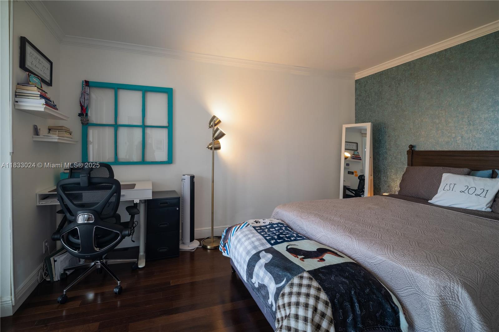 VILLA REGINA CONDO - Residential