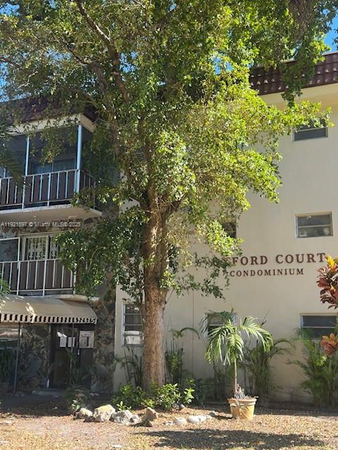OXFORD COURT CONDO - Residential