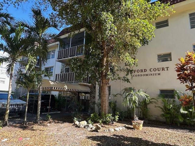 OXFORD COURT CONDO - Residential