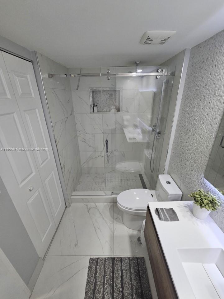 SOUTHAMPTON CONDOMINIUM I - Residential