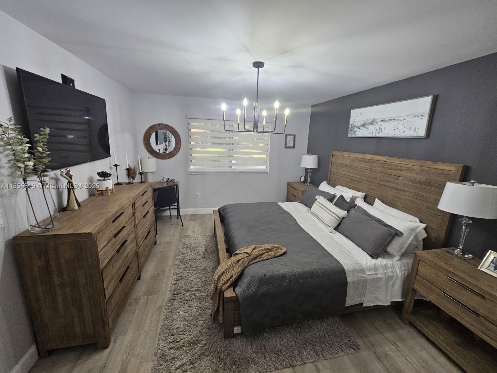 SOUTHAMPTON CONDOMINIUM I - Residential