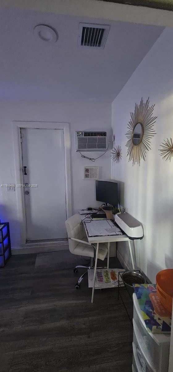 WEST DEERFIELD BEACH - Residential