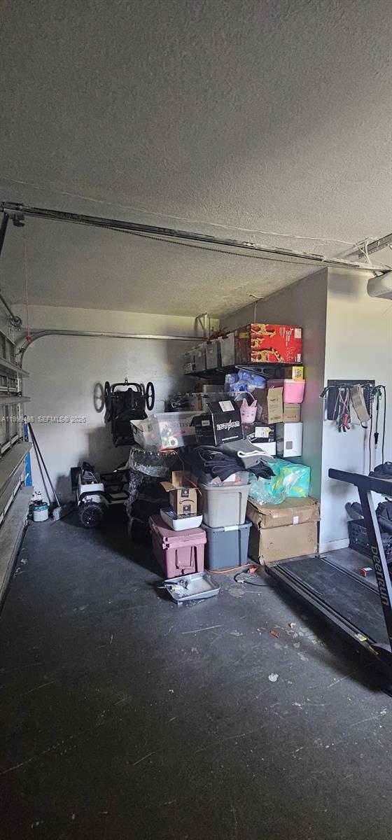 WEST DEERFIELD BEACH - Residential