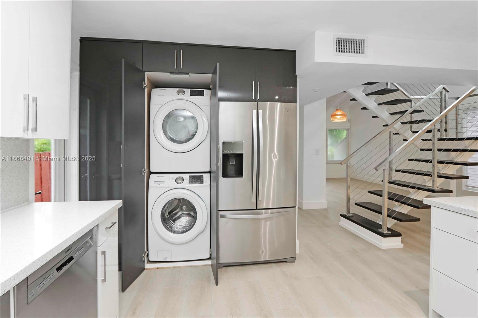 JACKSON PEACOCKS SUB 3-18 - Residential Lease