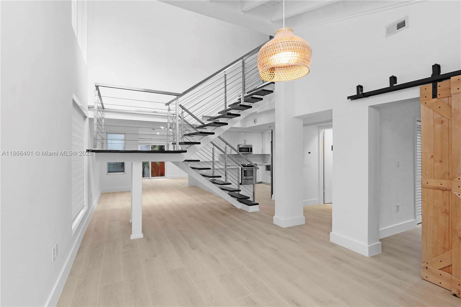 JACKSON PEACOCKS SUB 3-18 - Residential Lease