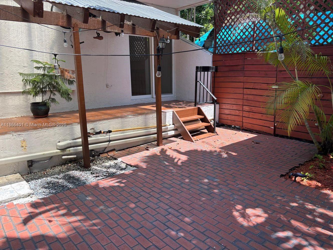 3030 Bird Ave
