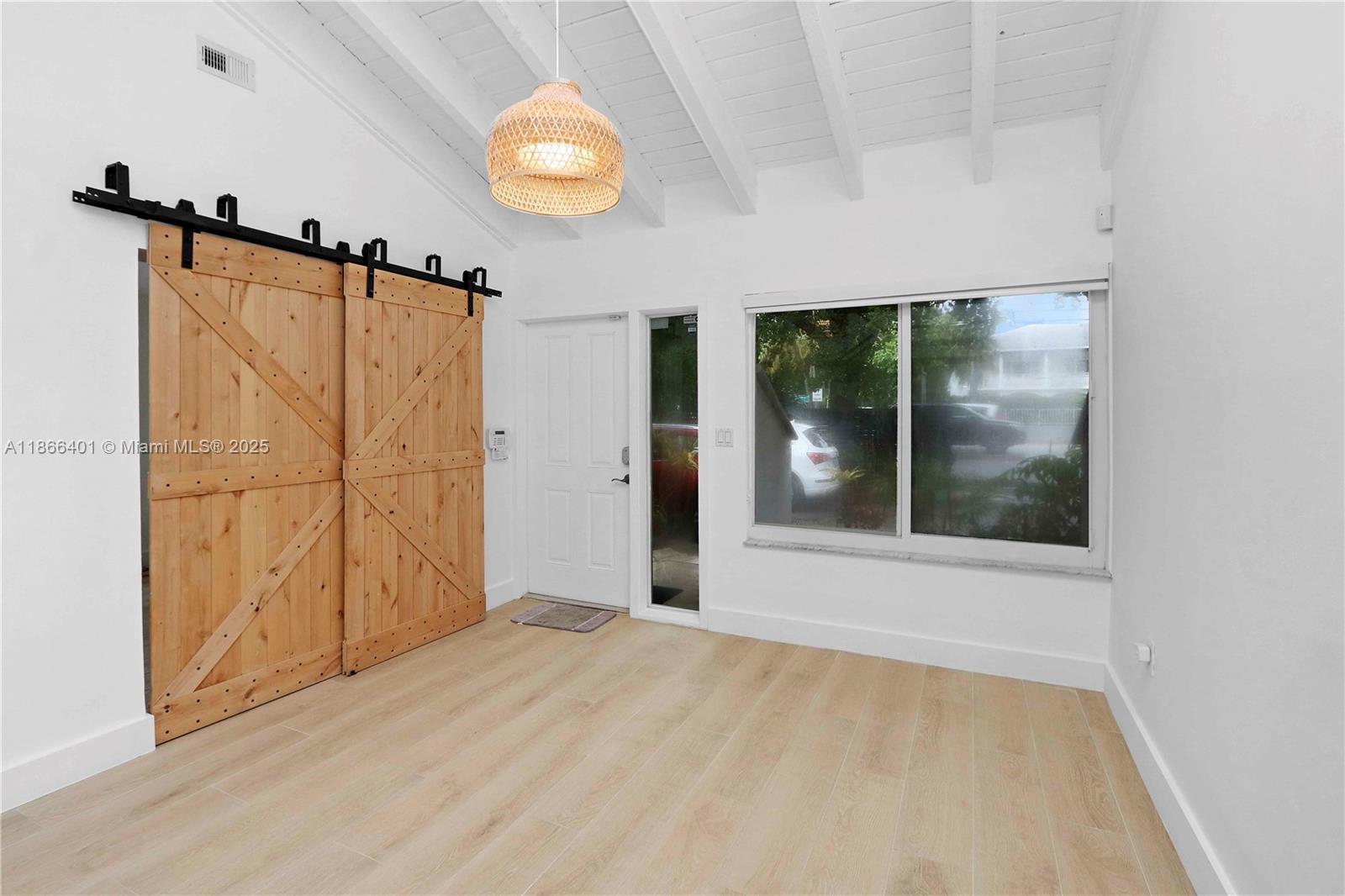 JACKSON PEACOCKS SUB 3-18 - Residential Lease