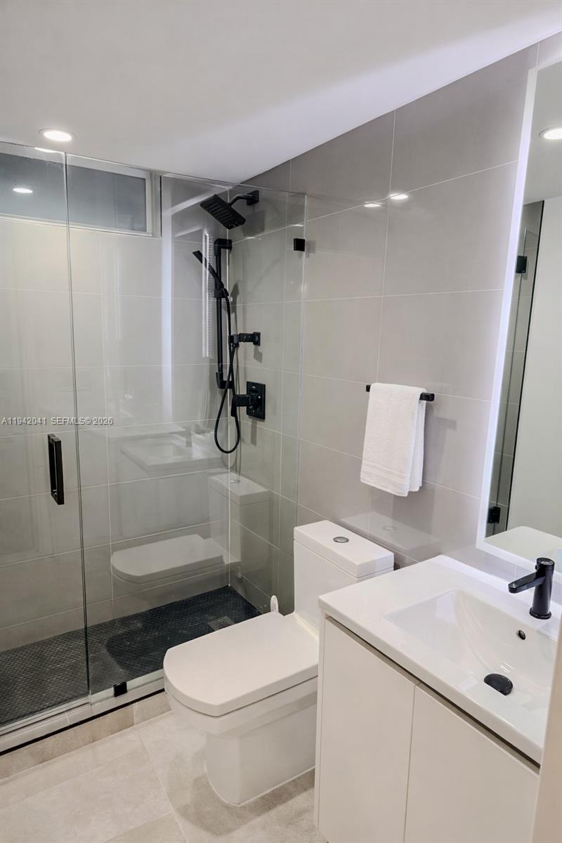 OCEAN PARK CONDOMINIUM IN - Residential