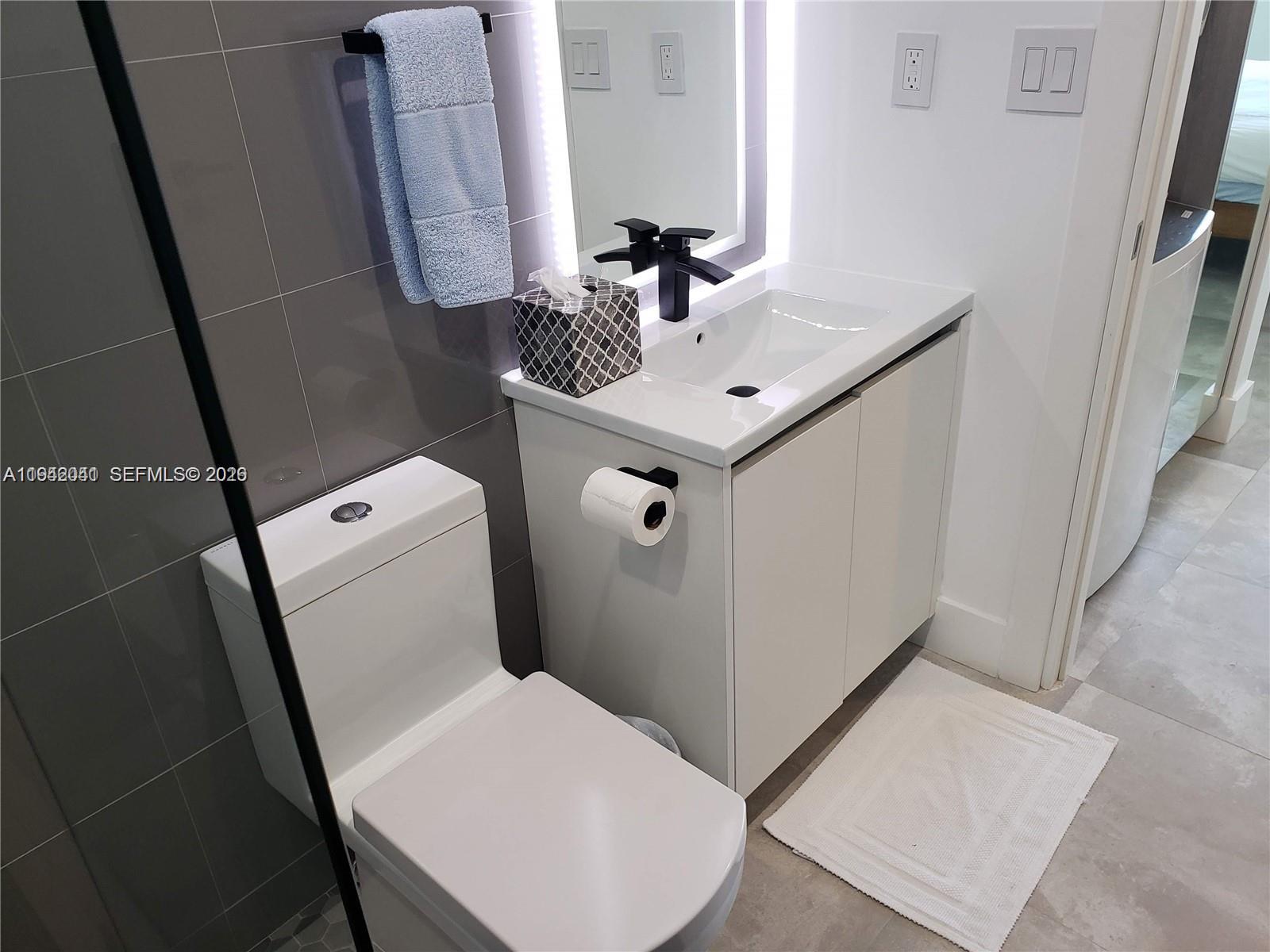 OCEAN PARK CONDOMINIUM IN - Residential