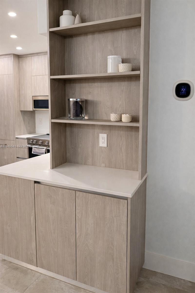 OCEAN PARK CONDOMINIUM IN - Residential