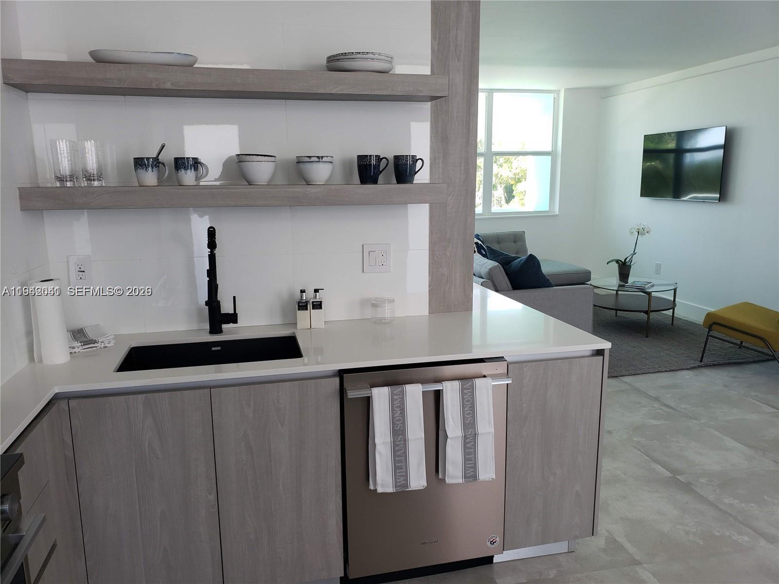 OCEAN PARK CONDOMINIUM IN - Residential