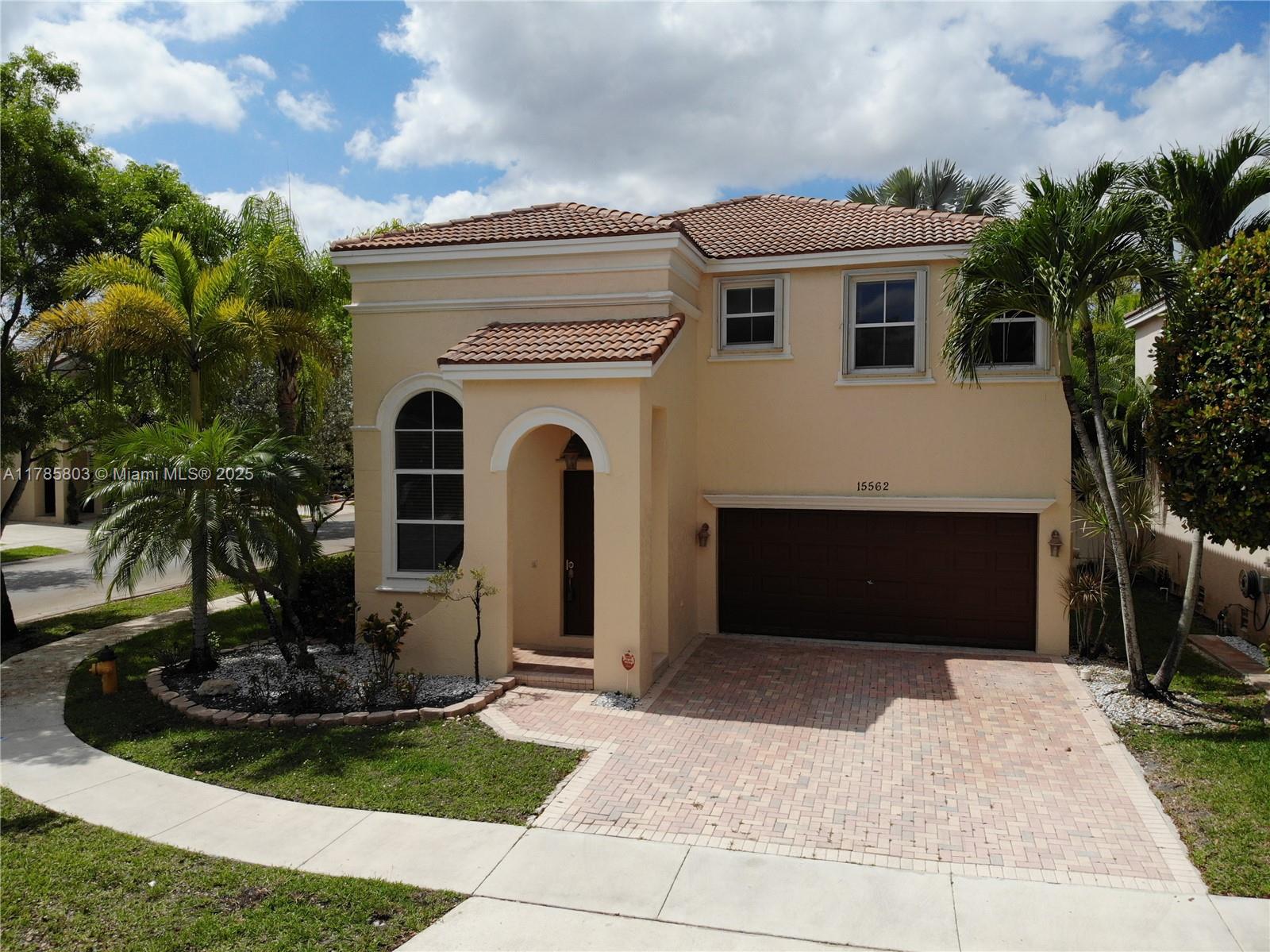 Rental Property at 15562 Sw 50th Ct 15562, Miramar, Broward County, Florida - Bedrooms: 3 
Bathrooms: 3  - $3,900 MO.