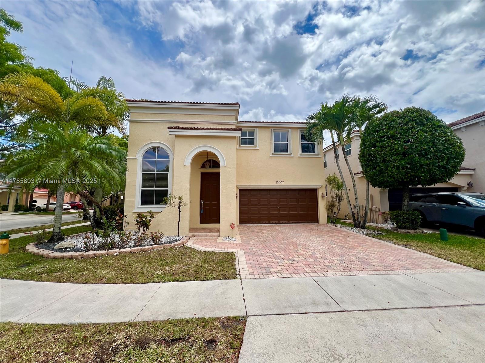 15562 SW 50th Ct 15562