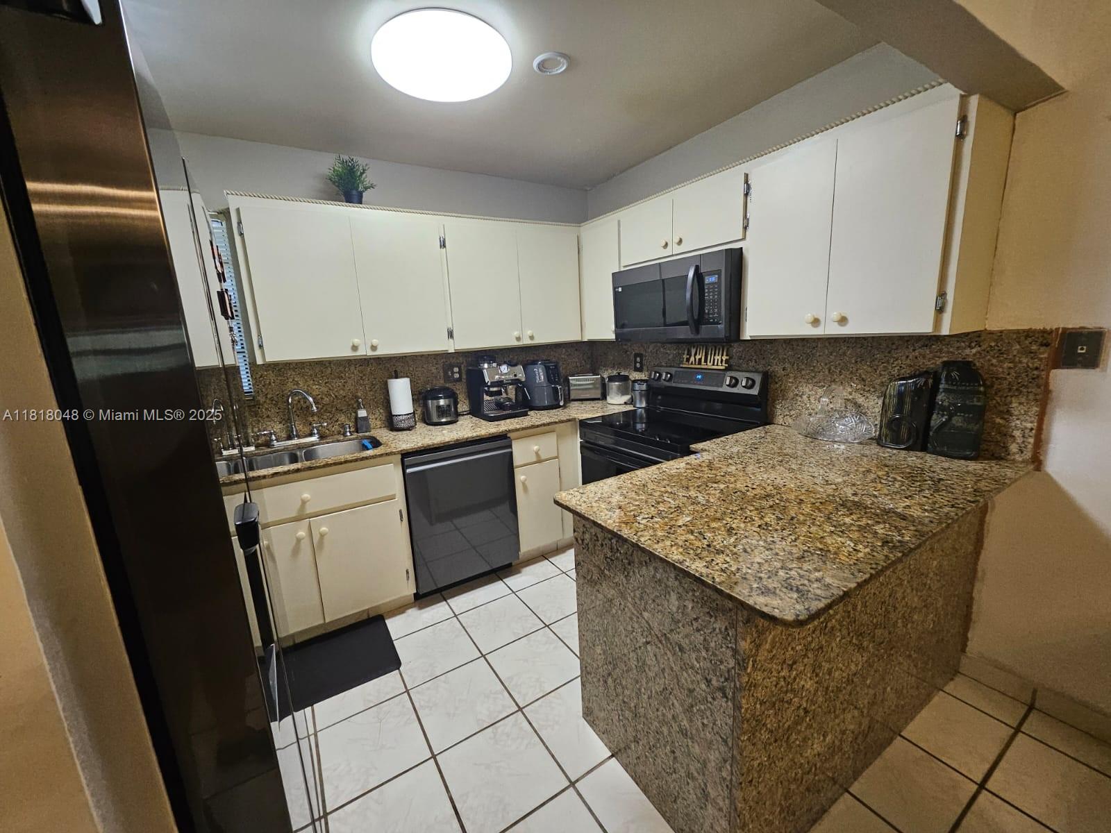 3434 SW 112th Ave 3-2