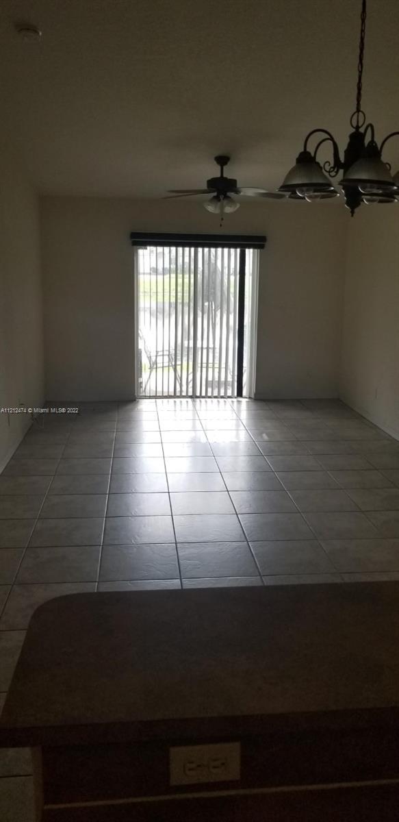 VILLAGES OF RENAISSANCE - Residential Lease