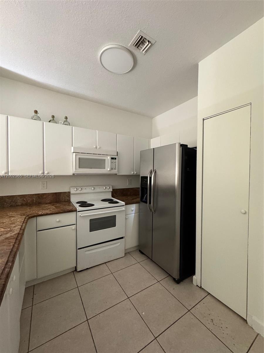 SHOMA CONDO AT KEYS COVE - Residential Lease