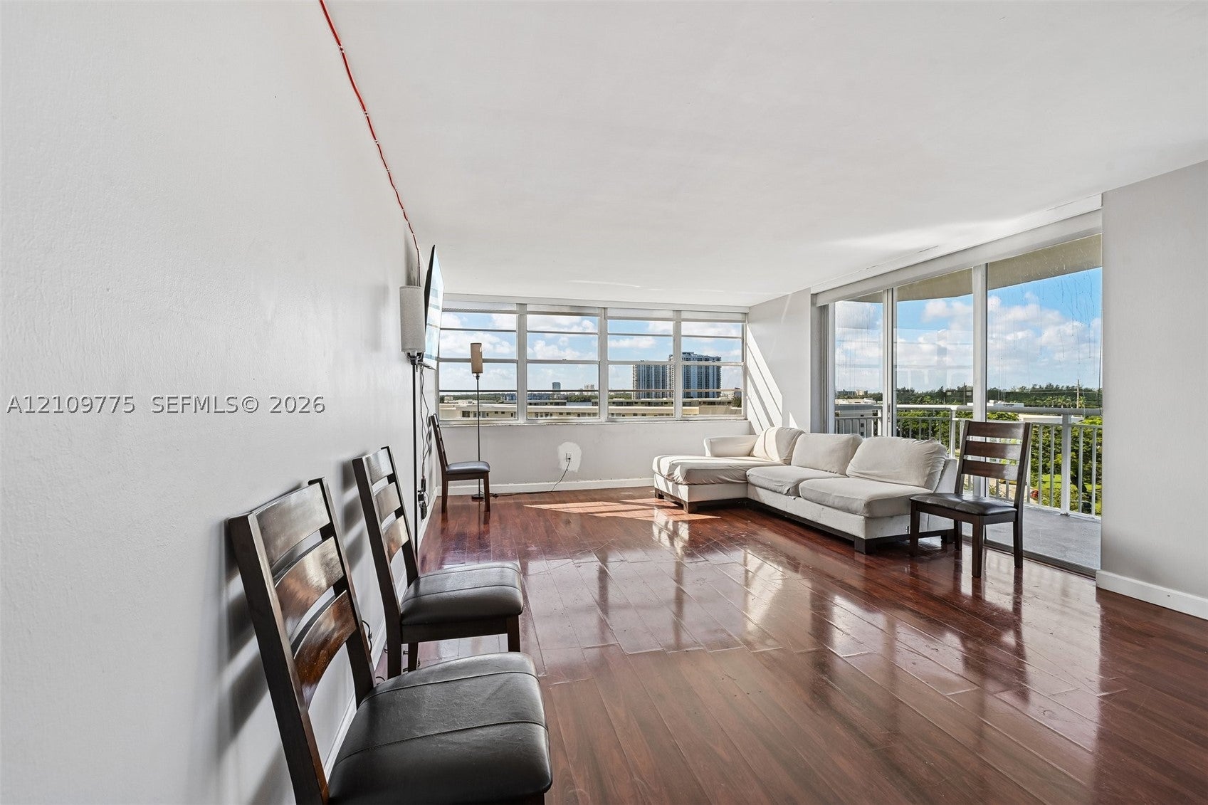 18011 Biscayne Blvd 705