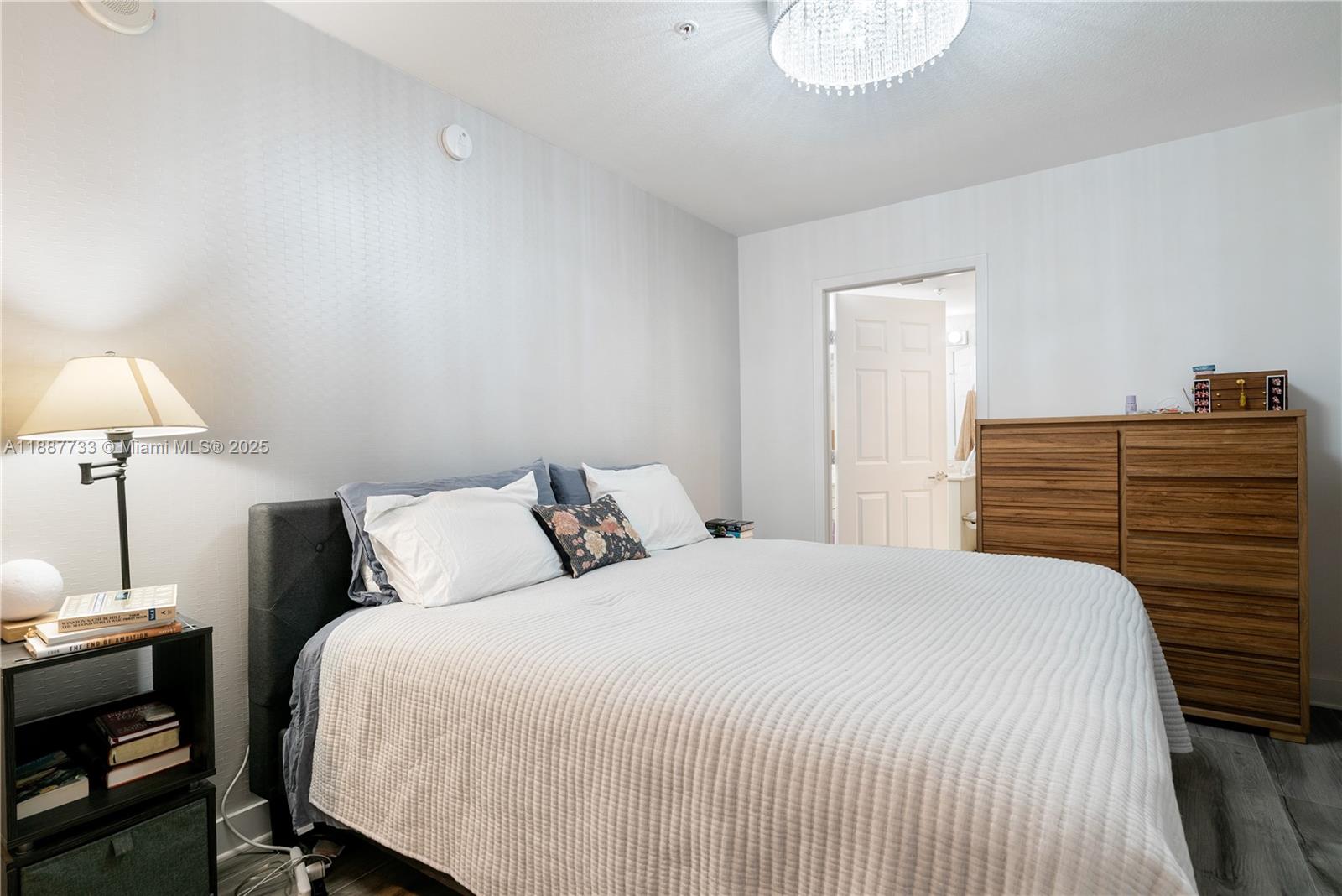 GABLES MARQUIS CONDO - Residential