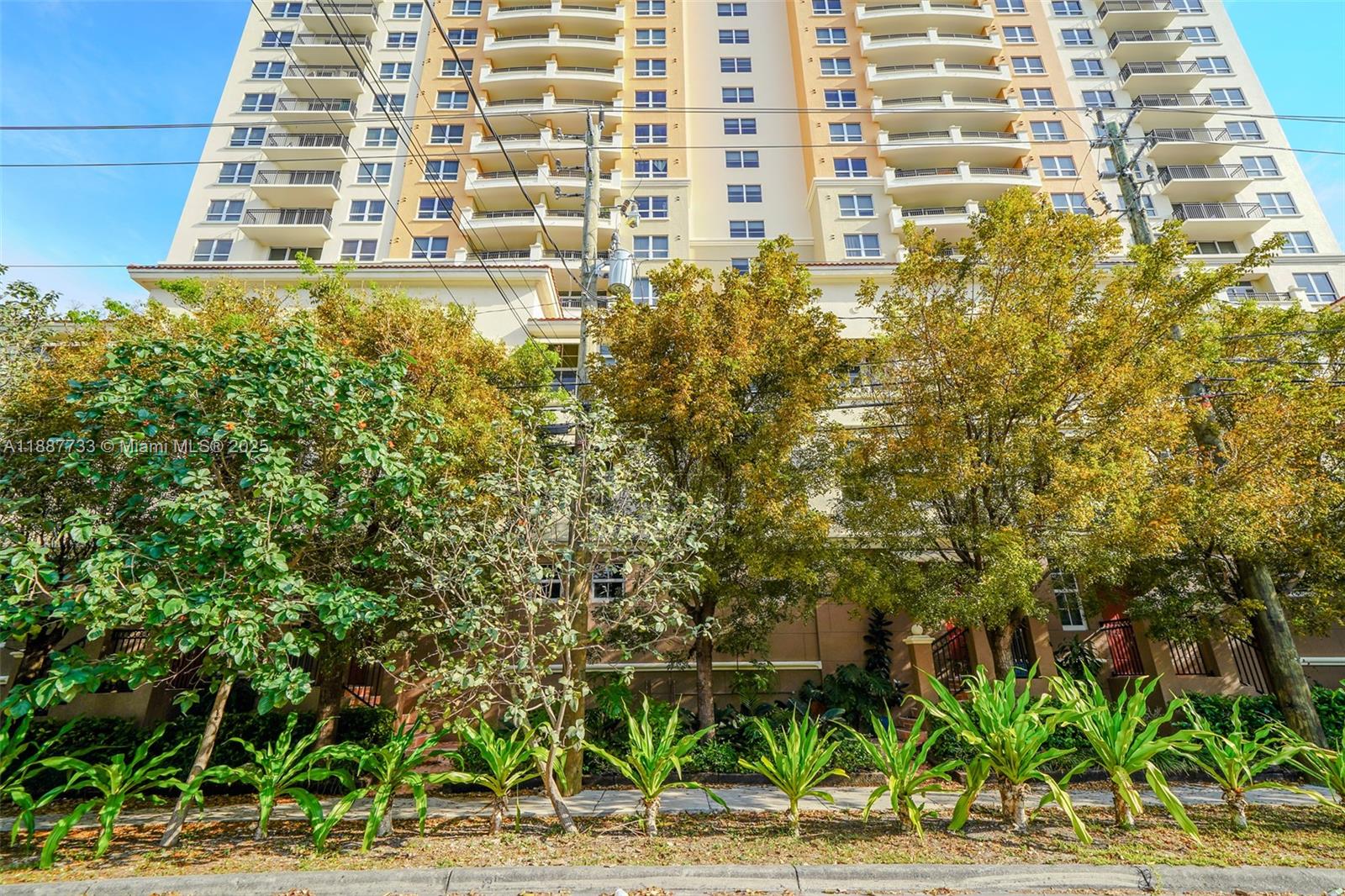 3232 SW 22nd Ter TH 115