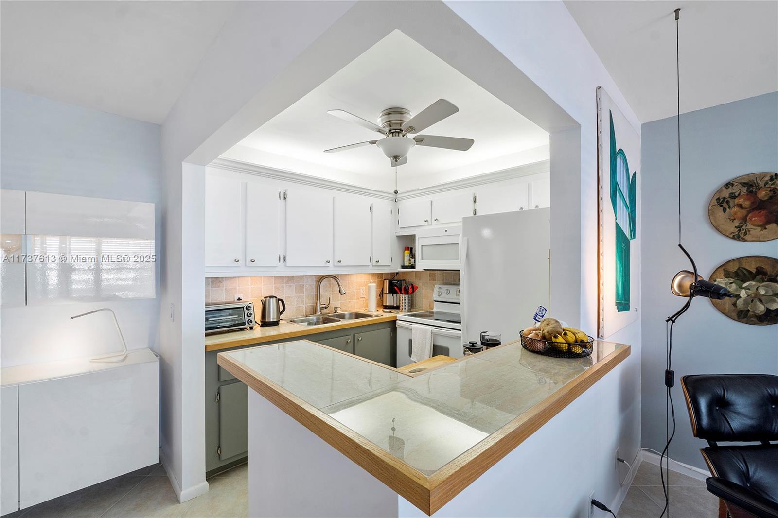 143 Oakridge J 143