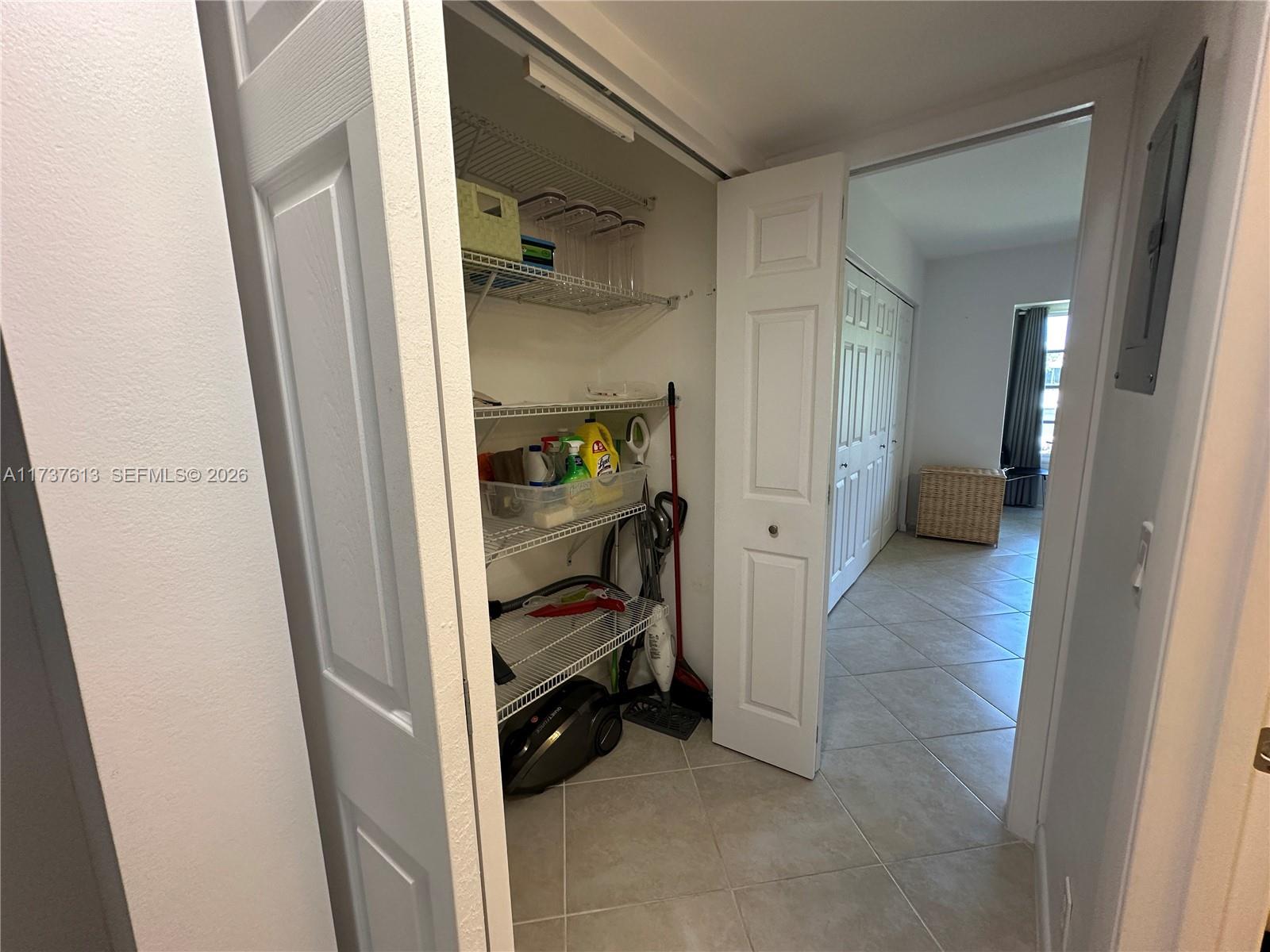 OAKRIDGE J CONDO - Residential