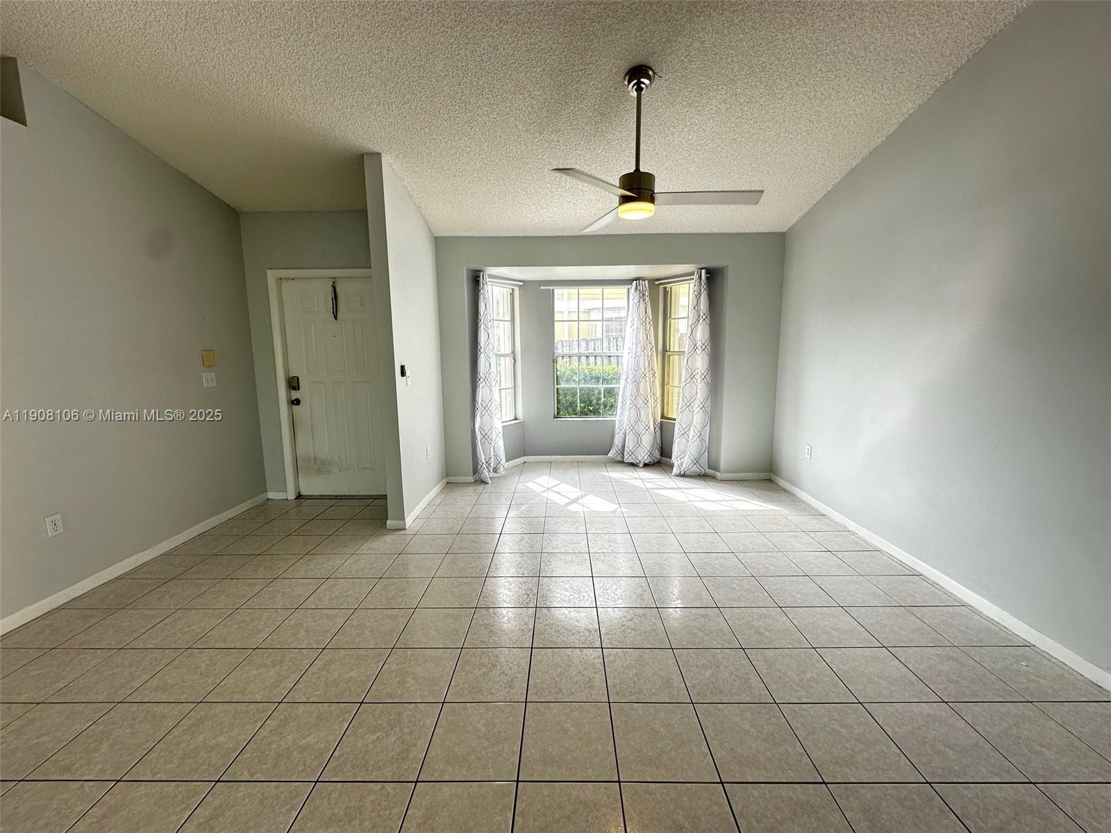 LAKES BY THE BAY SEC 6 - Residential Lease