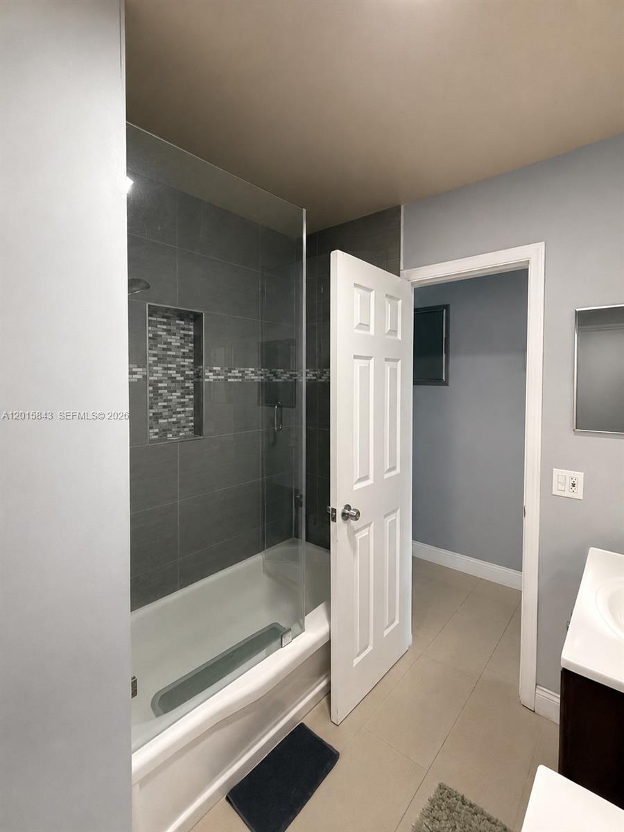 BOULEVARD HEIGHTS SEC - Residential Lease