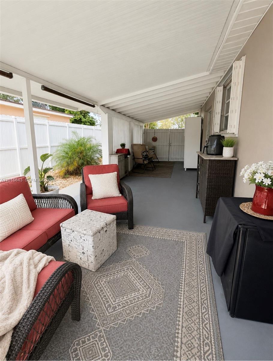 BOULEVARD HEIGHTS SEC - Residential Lease