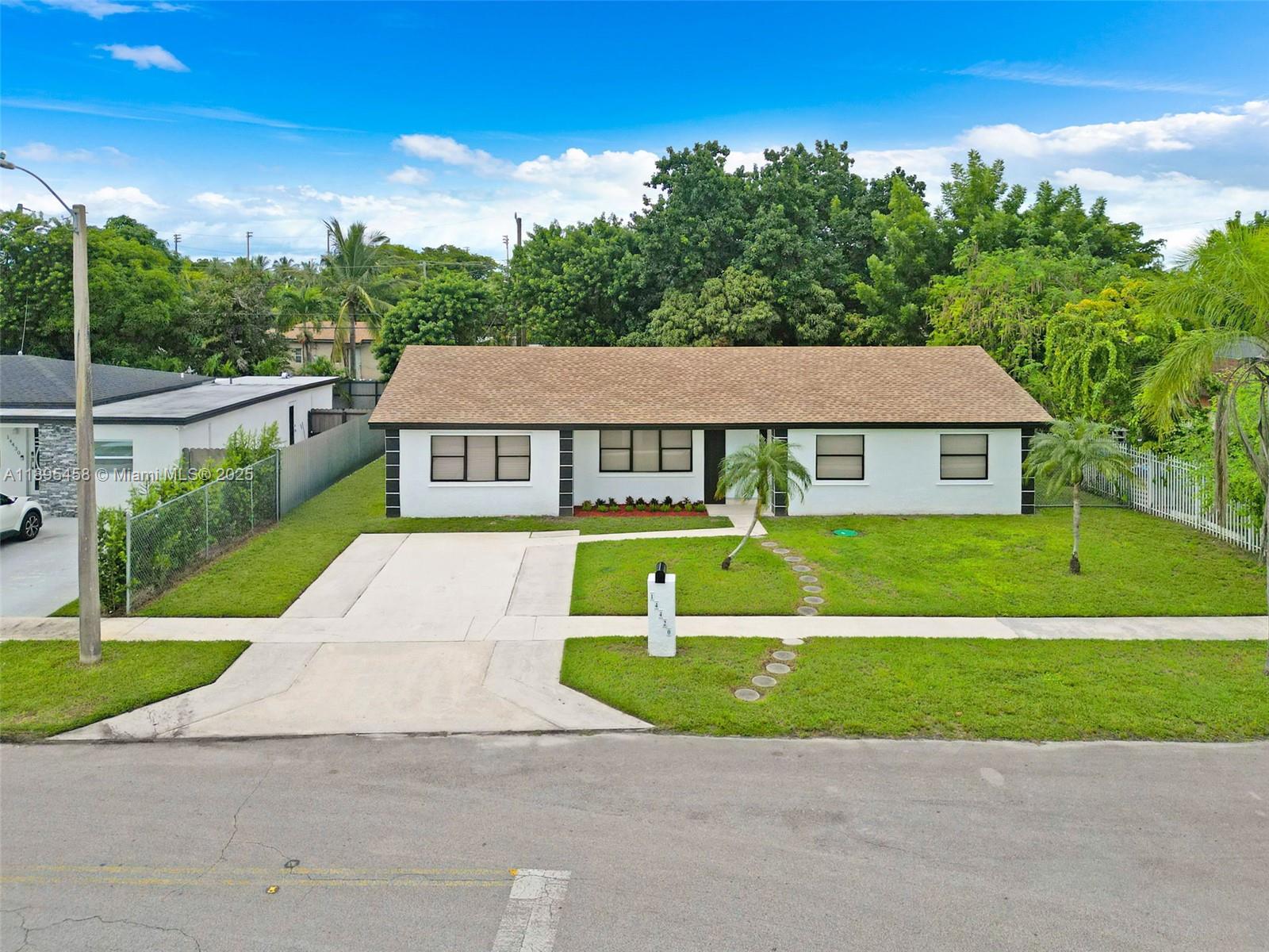RICHMOND HEIGHTS - Residential