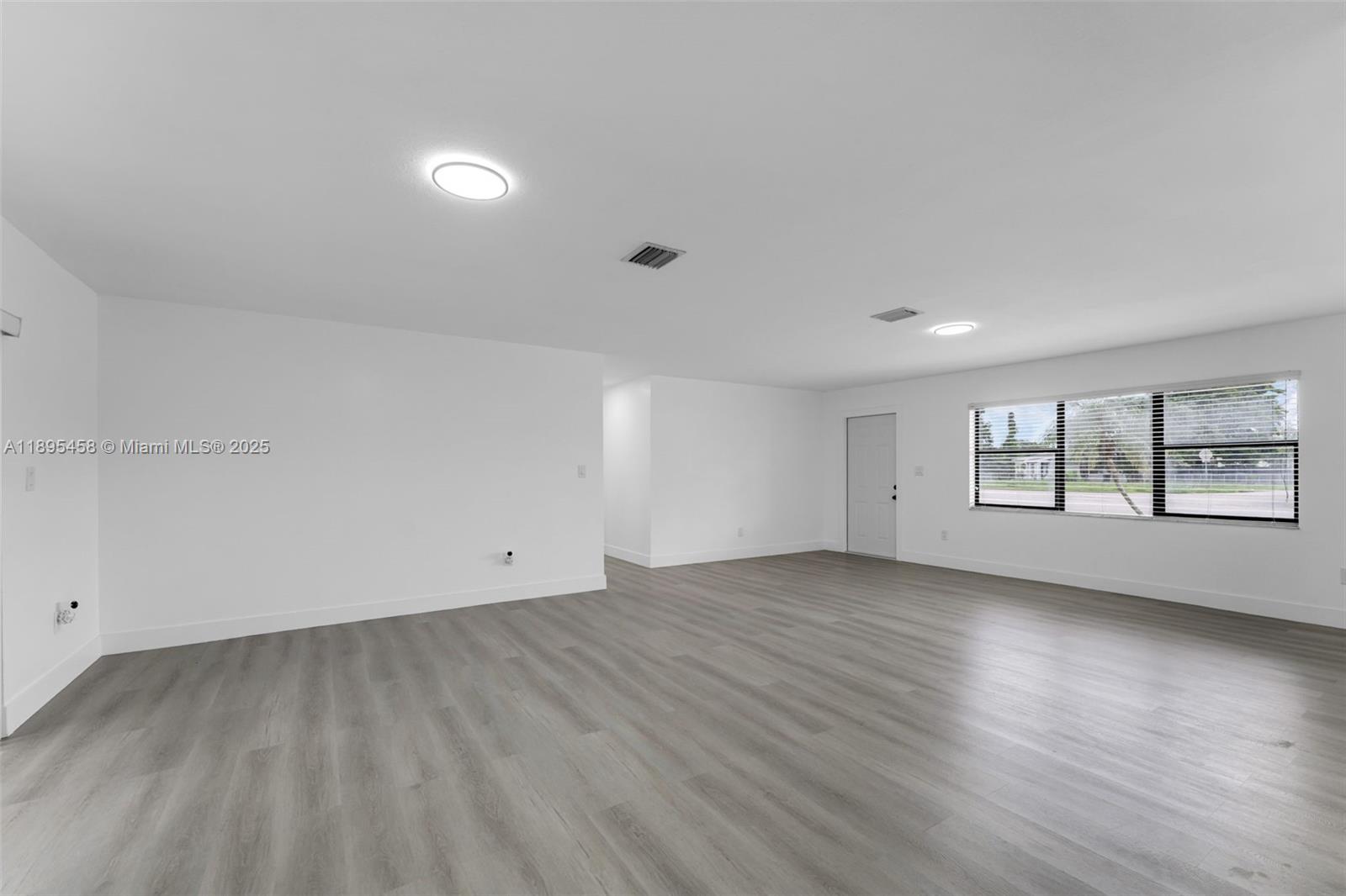 RICHMOND HEIGHTS - Residential