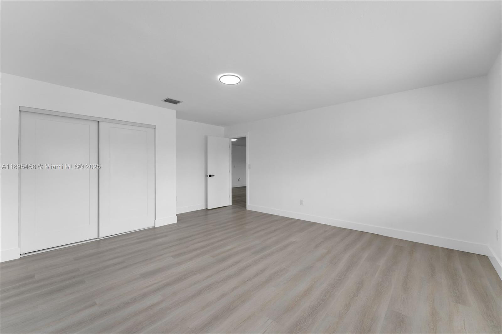 RICHMOND HEIGHTS - Residential