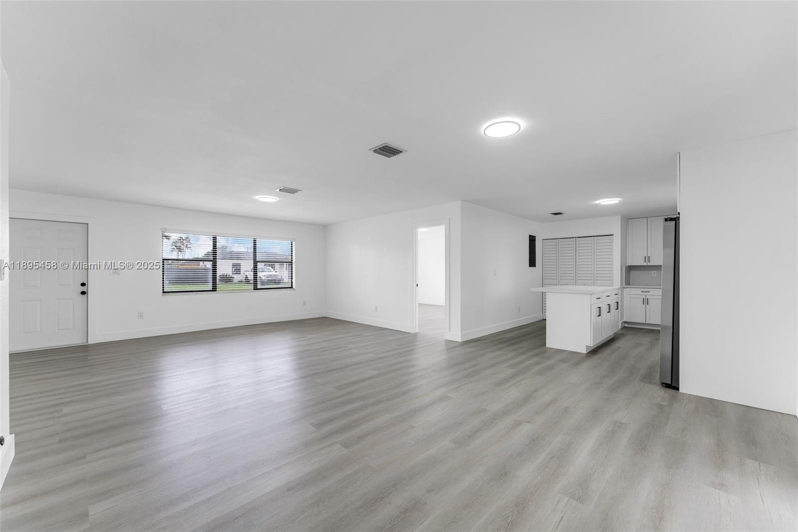 RICHMOND HEIGHTS - Residential