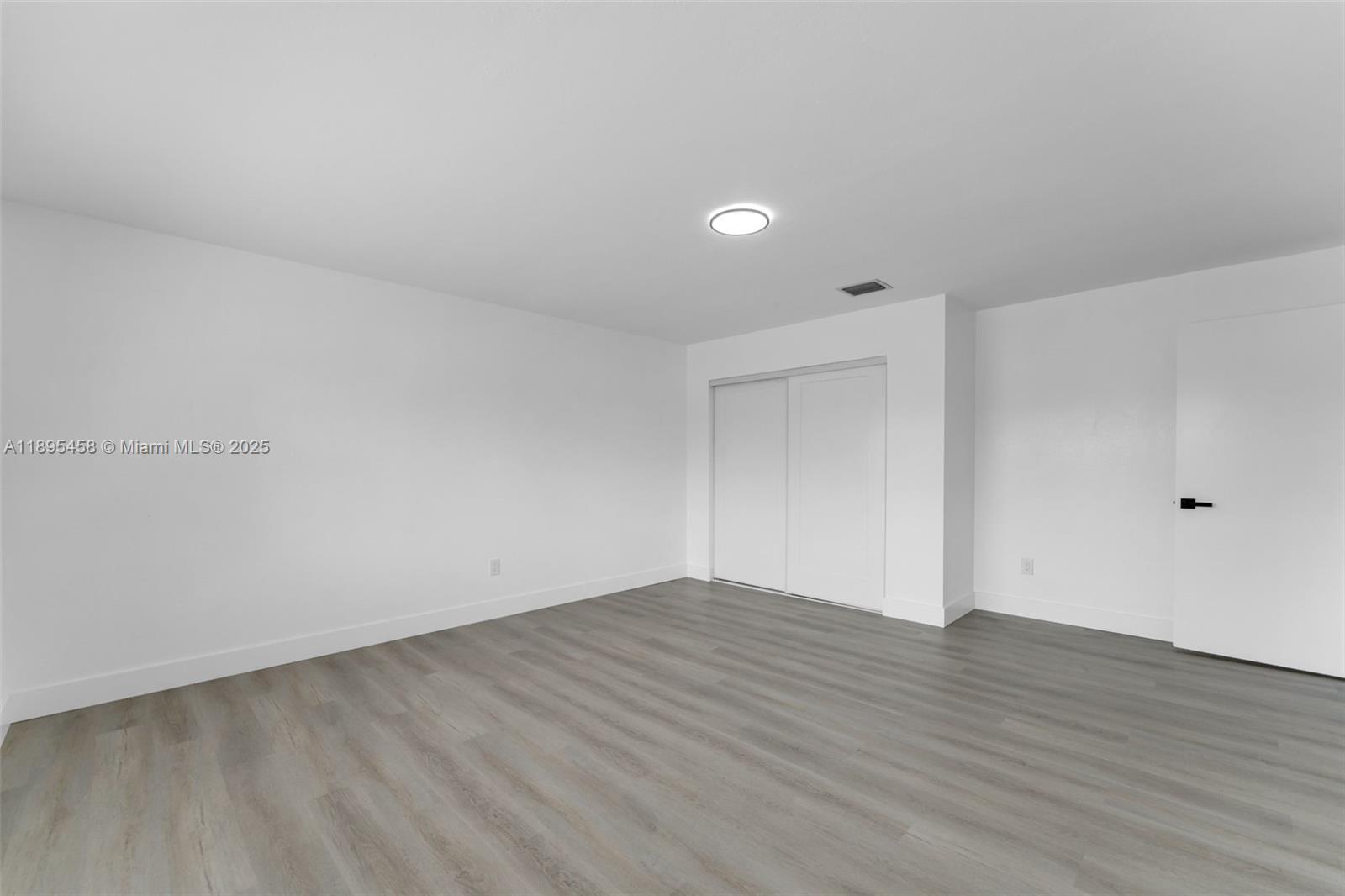 RICHMOND HEIGHTS - Residential