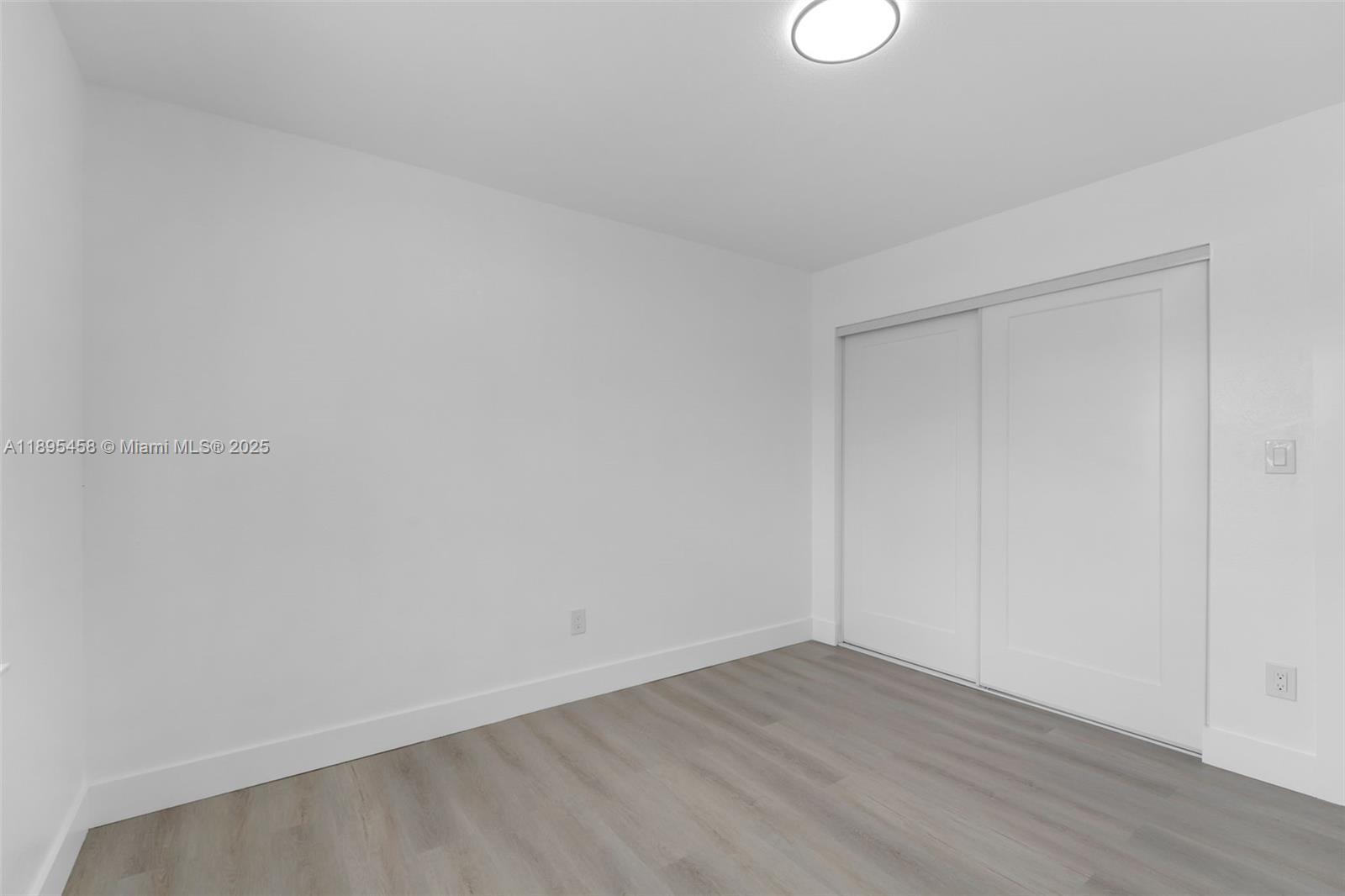 RICHMOND HEIGHTS - Residential