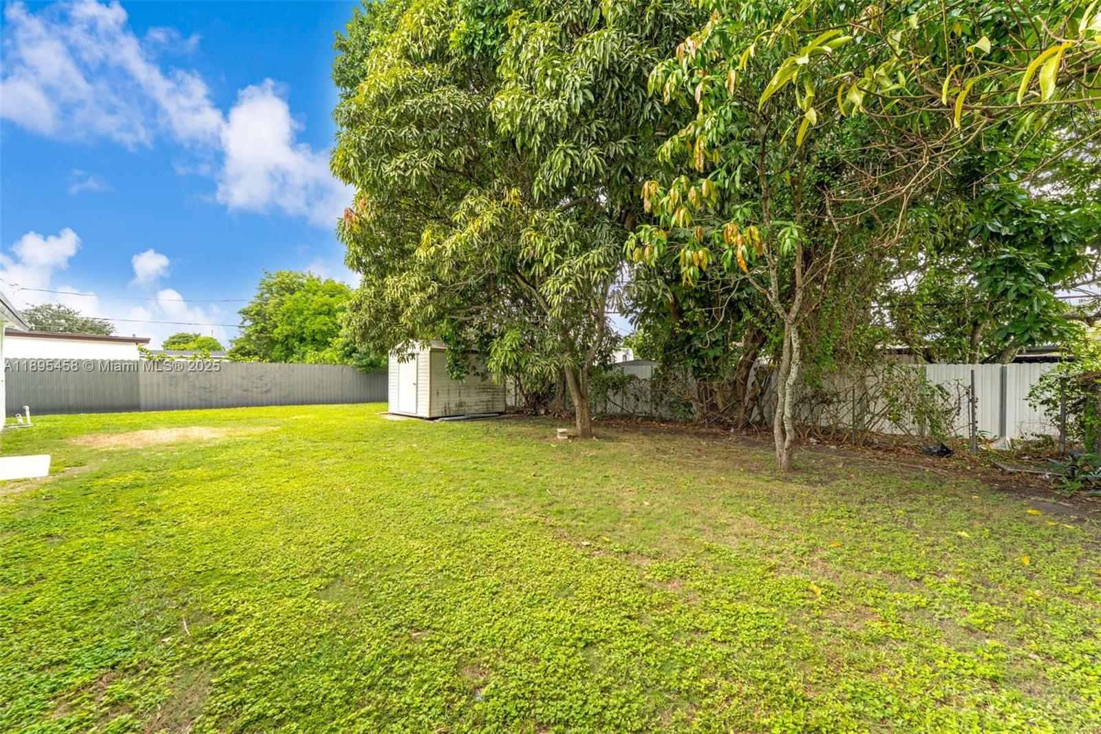 RICHMOND HEIGHTS - Residential