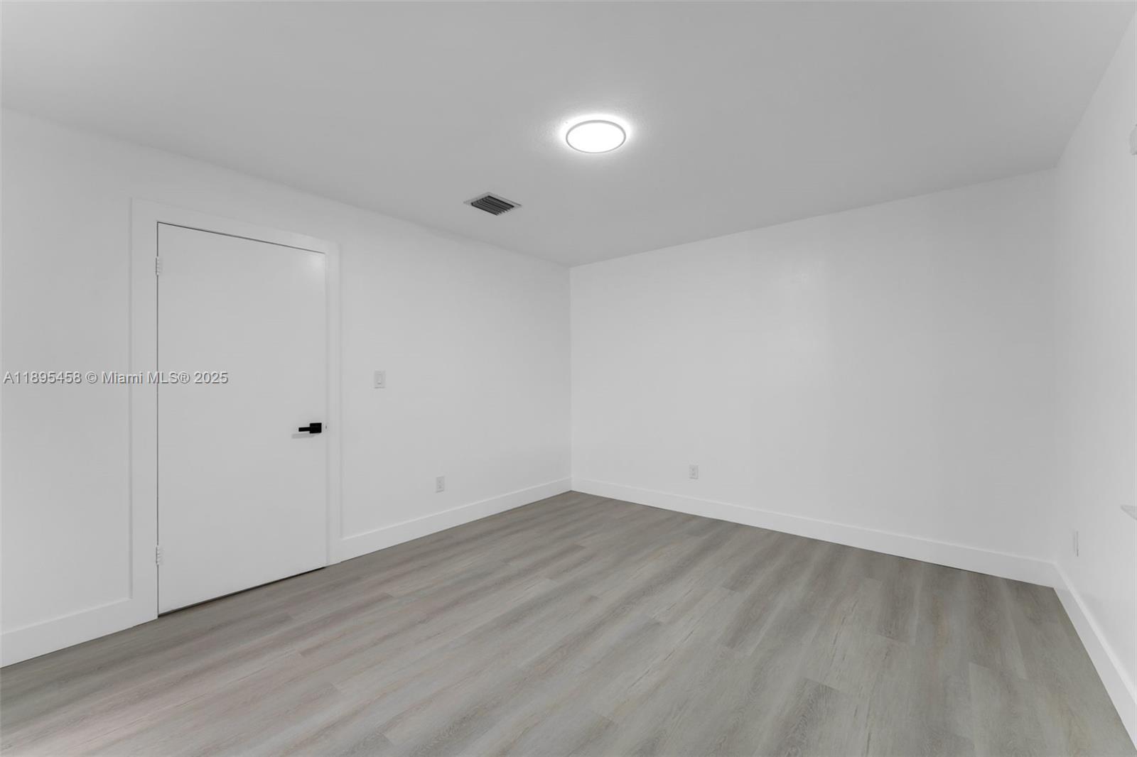 RICHMOND HEIGHTS - Residential