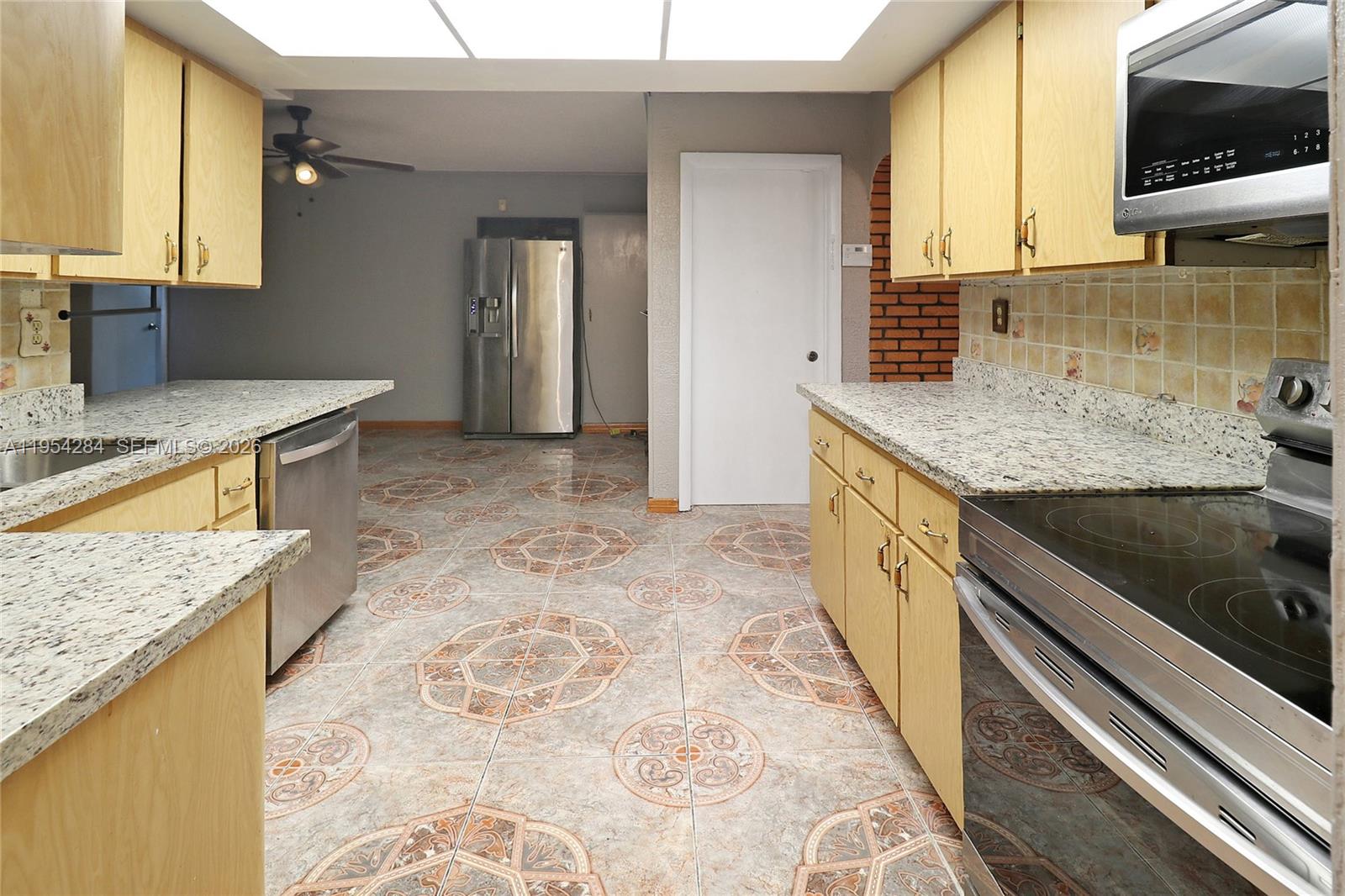 ORIOLE ESTATES SEC 8 - Residential