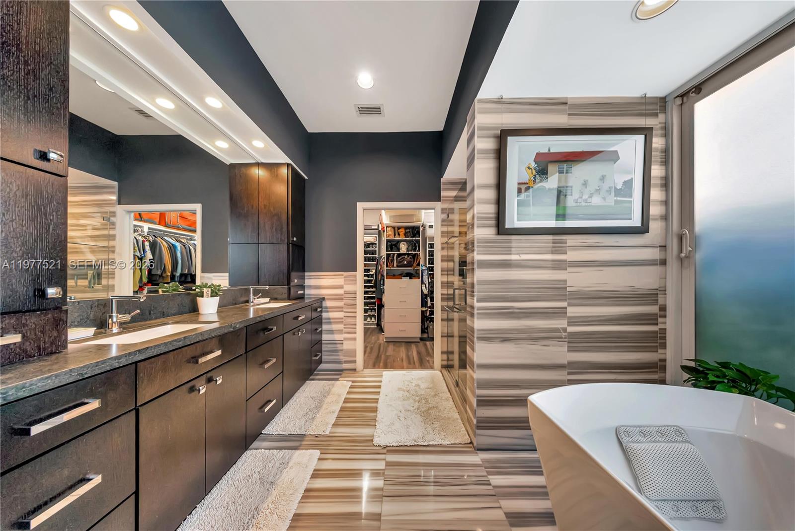 PARINTIS SUB - Residential