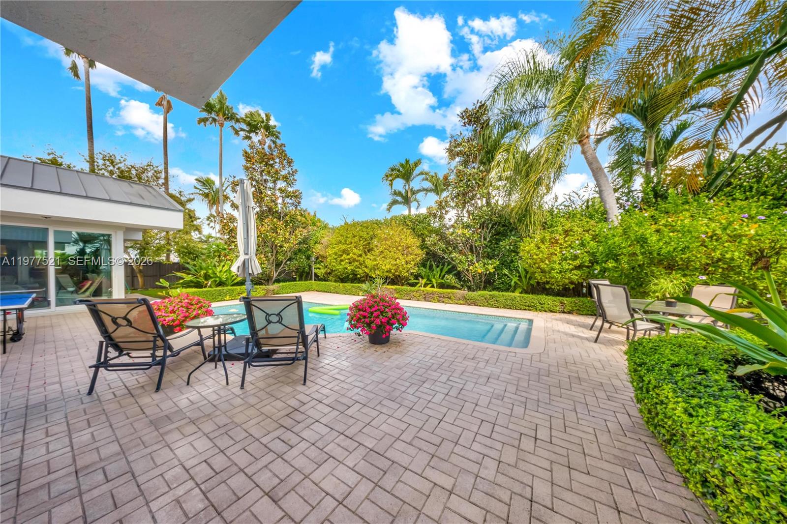 PARINTIS SUB - Residential