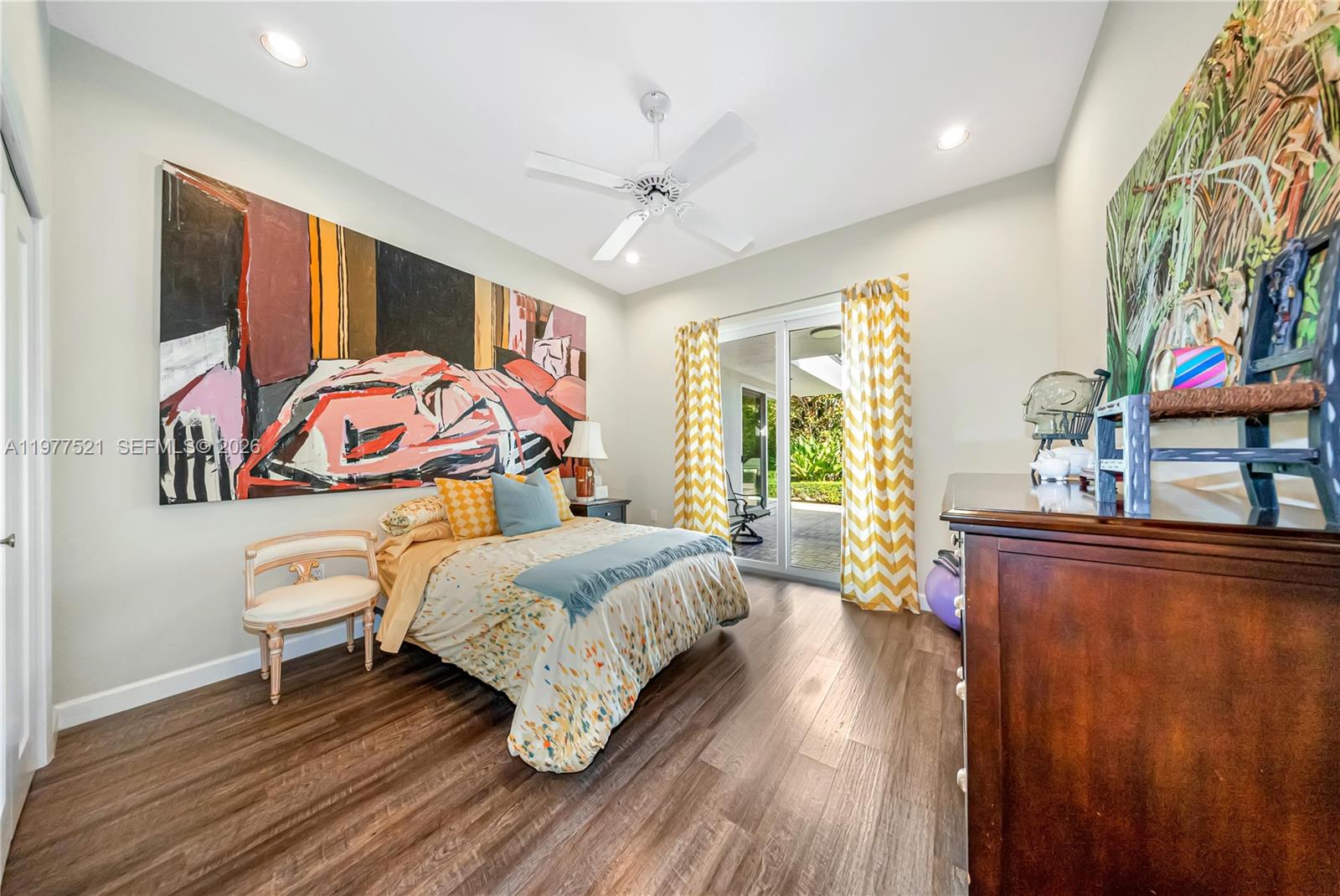 PARINTIS SUB - Residential