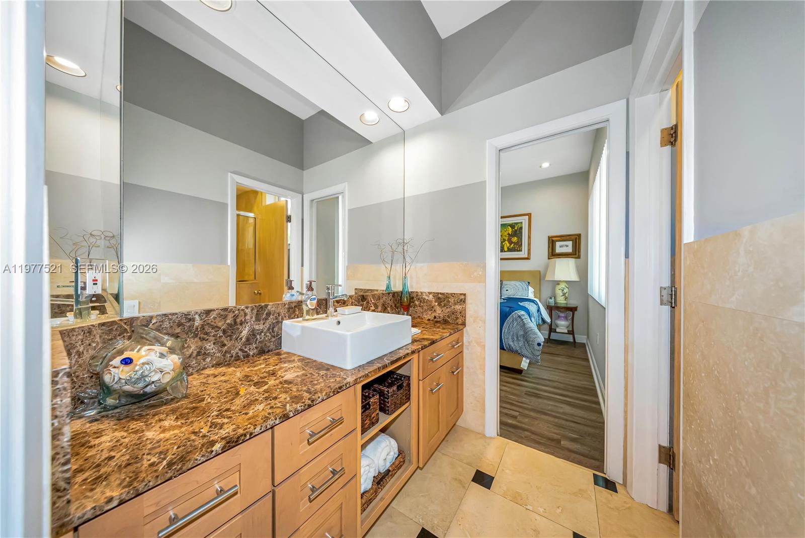 PARINTIS SUB - Residential