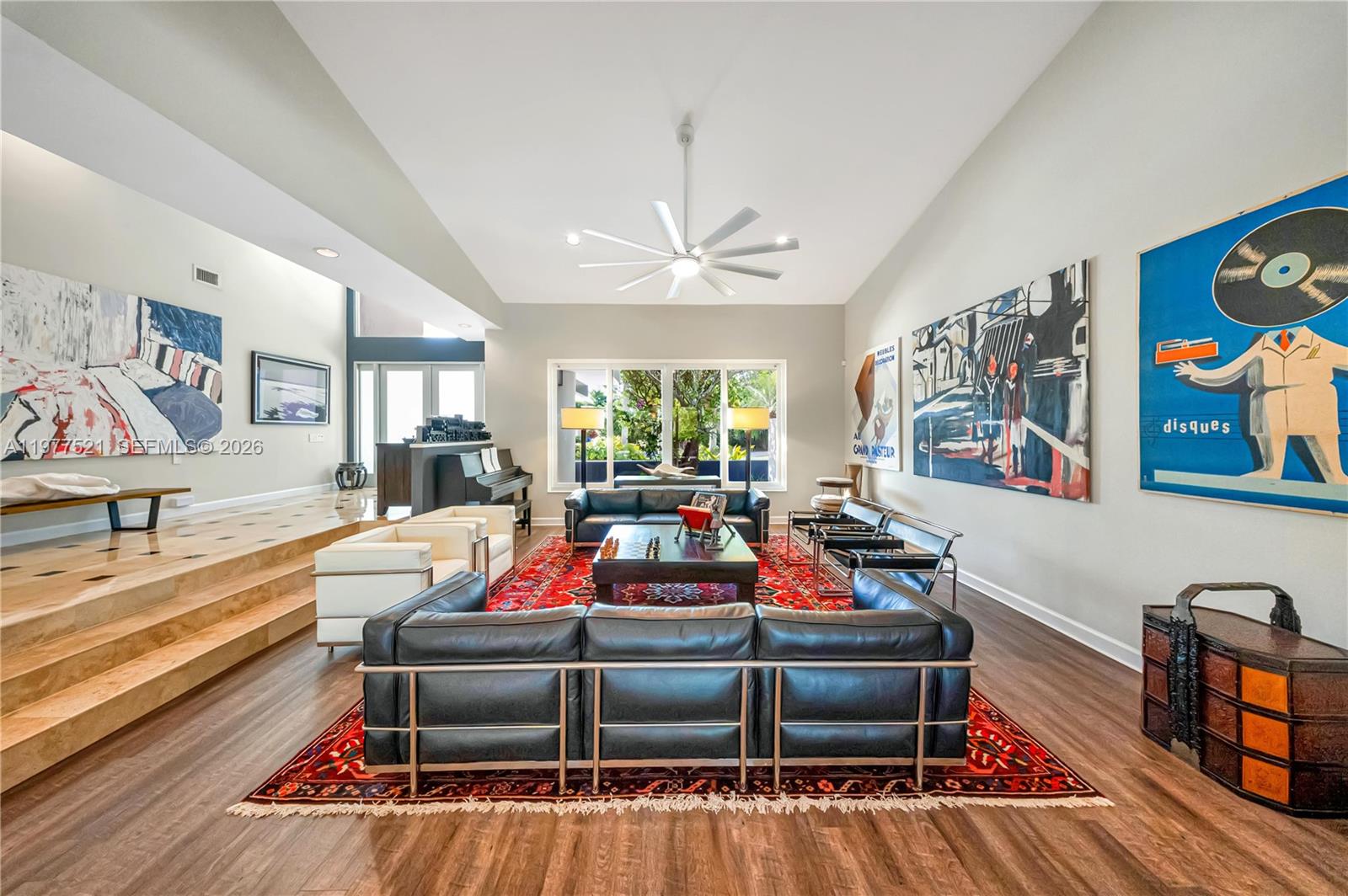 PARINTIS SUB - Residential