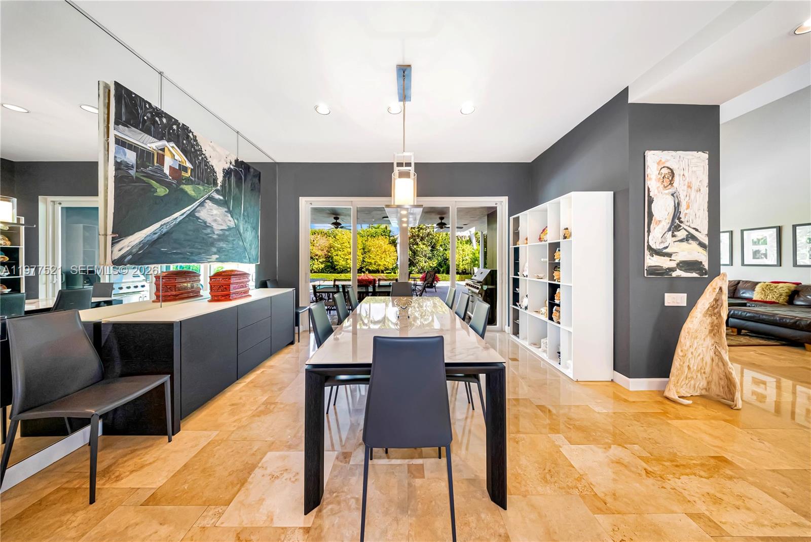 PARINTIS SUB - Residential