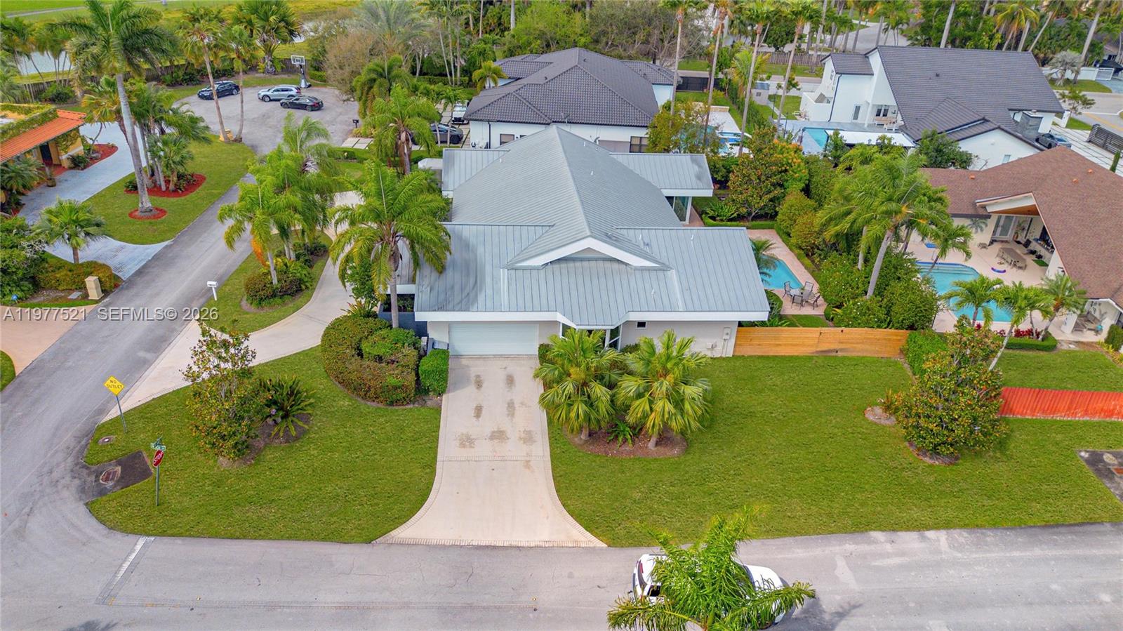 PARINTIS SUB - Residential