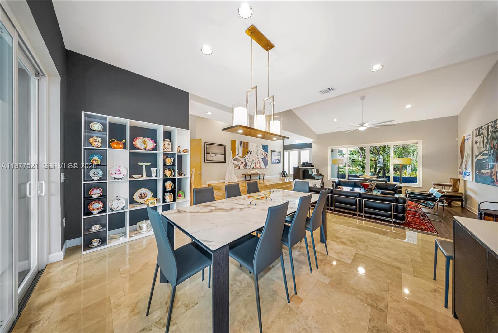 PARINTIS SUB - Residential